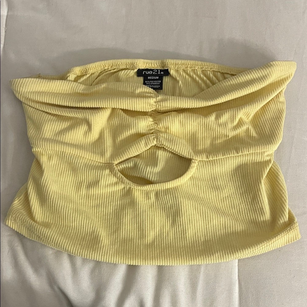 Rue21 Light Yellow Women's Crop Top